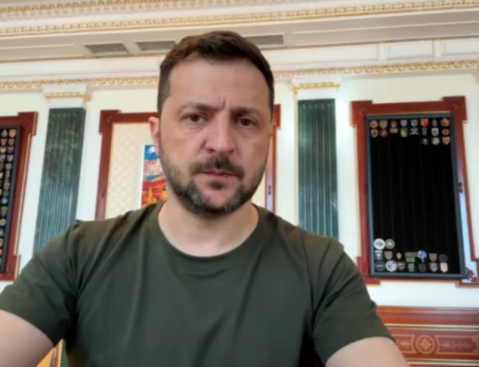 美国暂停部分对乌克兰军援，泽连斯基回应