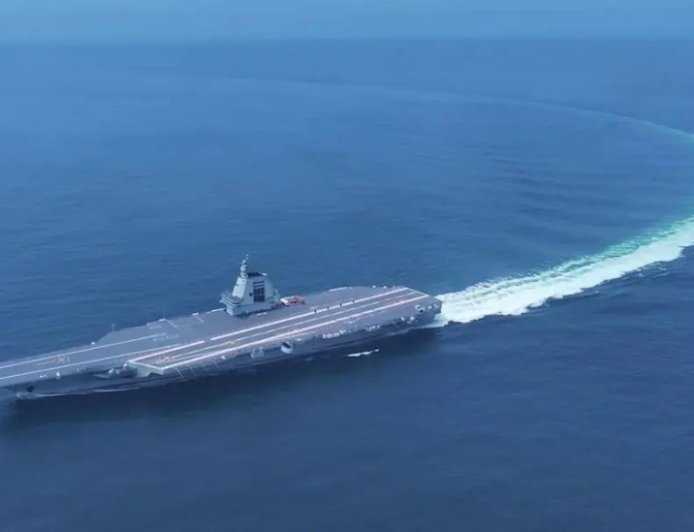 军事专家：第三艘航母“首秀”值得期待