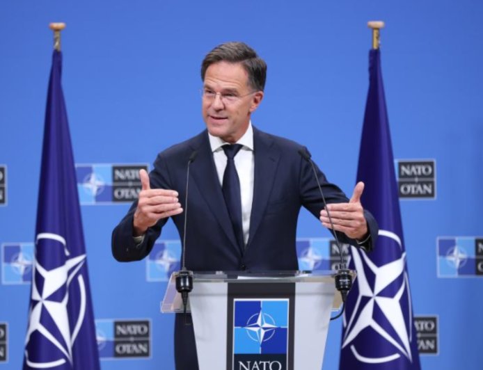 因“爸爸梗”被嘲，欧洲防务离不开美国？