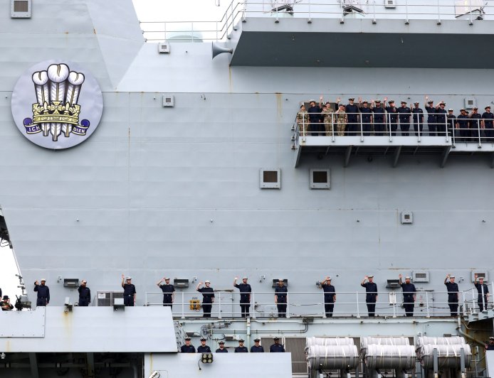 三艘欧洲航母协调部署在印度洋和太平洋海域