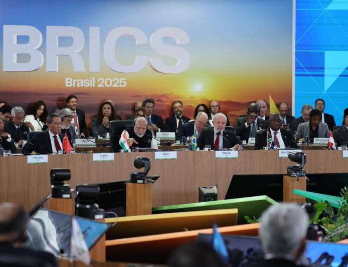 特朗普威胁加征关税后，金砖国家拒绝被贴上“反美”标签