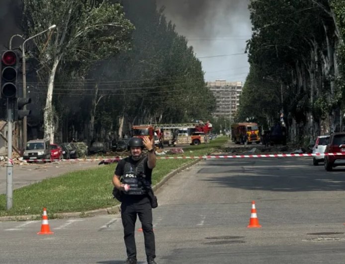 特朗普表示对普京不满并正在考虑制裁俄罗斯