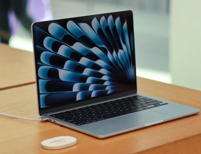 曝苹果探索 Mac 拆封前部署无线更新机制，macOS 26 有望率先支持