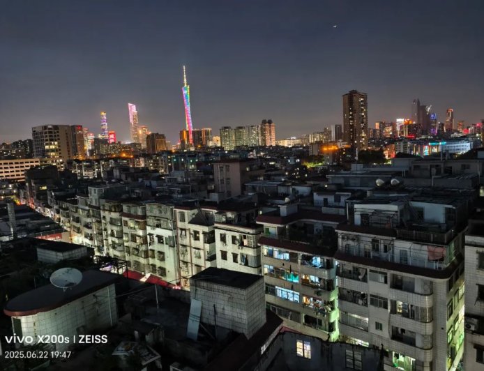 “去年辛辛苦苦做1200万产值，还不如当初做700万赚得多”