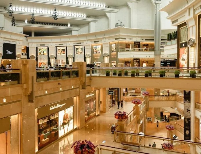 服饰品牌，在东南亚抢门店