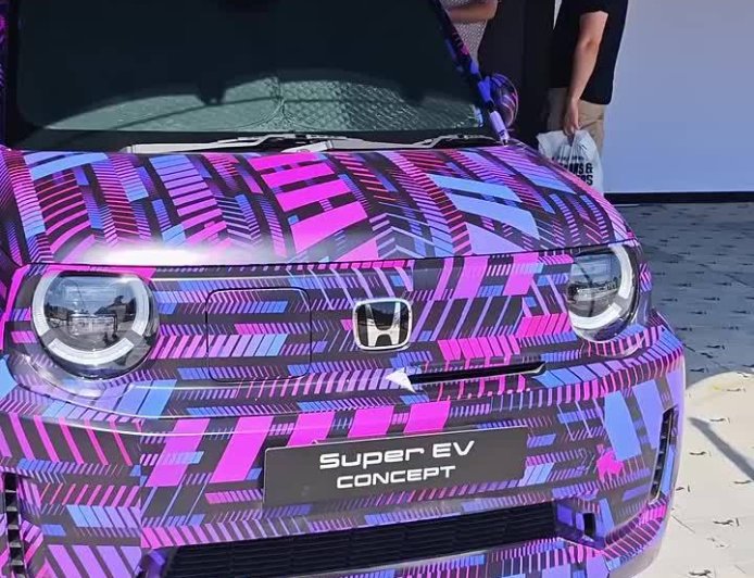 主攻城市场景，本田展示 Super EV 概念小型掀背车