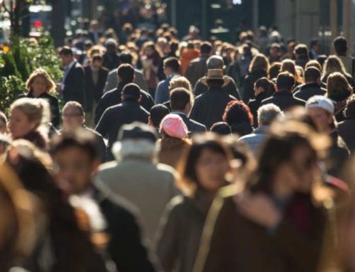 世界人口日：青年失业暴露政策面对人口激增的无力