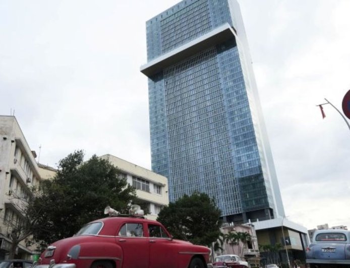 美国制裁古巴总统及其“政权控制”的豪华酒店
