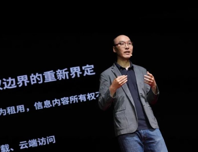 平台说我可以给你流量，但内容归我，账号也归我