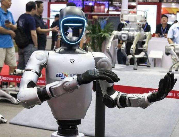 创业9年，宇树科技正式开启IPO