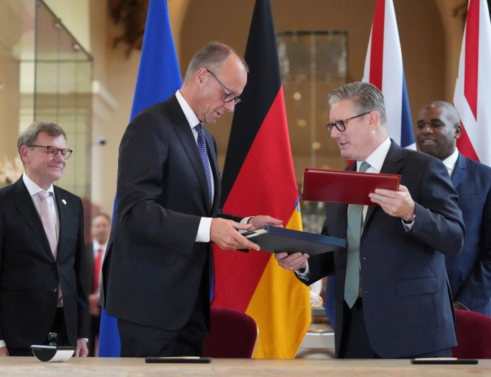 英国与德国签署二战以来首份双边条约，聚焦防务合作