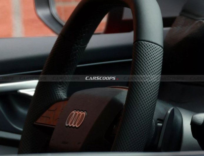 奥迪 S3 原型车路测图曝光：内饰配更大屏幕，数字化控制