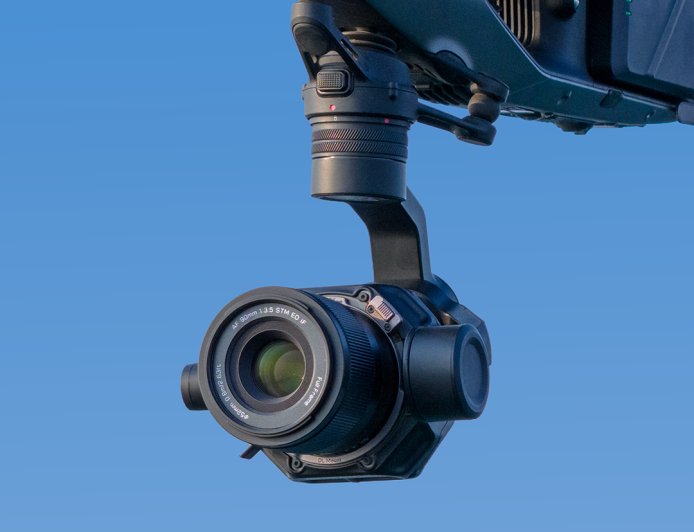 大疆 DL 卡口授权:唯卓仕发布 2599 元 AF 90mm F3.5 自动对焦镜头新品,适配禅思 X9 8K Air 云台