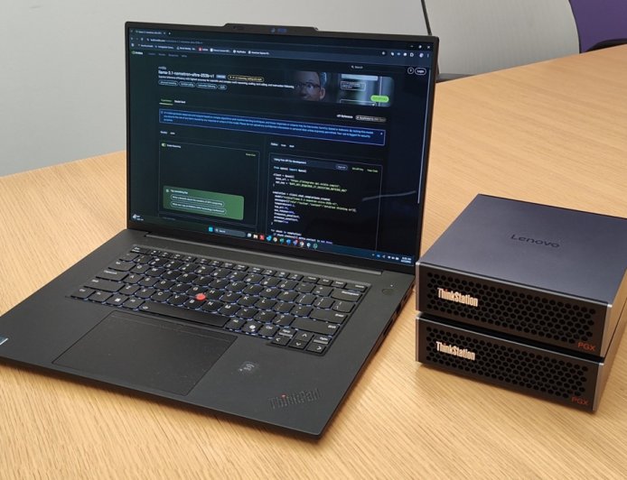 联想版 DGX Spark:ThinkStation PGX 宣布上市,2000 亿参数模型本地直跑