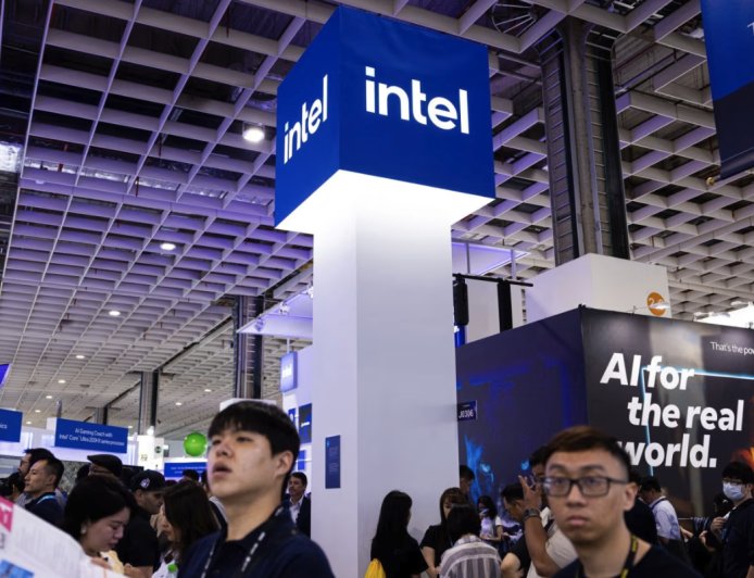 Q2 营收超预期:英特尔宣布裁员 15%(约 14460 人),CEO 陈立武承诺“不再开空头支票”