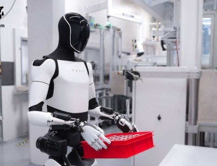 特斯拉 Optimus 机器人产量被曝仅数百台，远不及马斯克“5000 台”宏伟目标