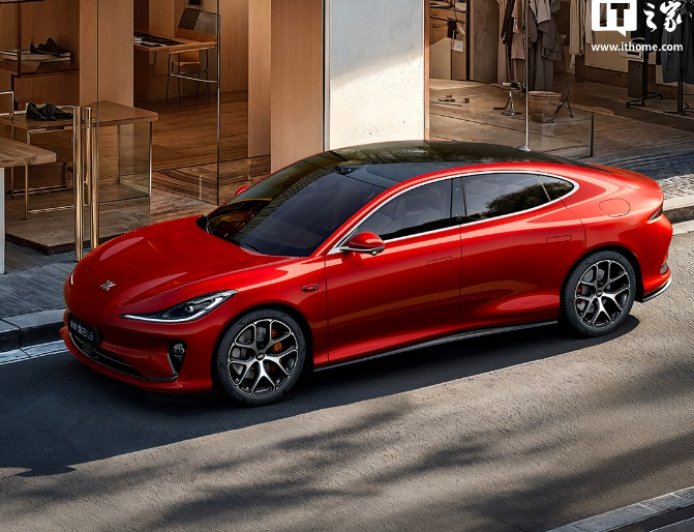 上海将推动 500 辆数据采集网约车落地运行，建立自动驾驶大模型评测体系