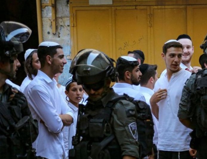 说着你的语言的敌人：以色列渗透阿拉伯社会的计划