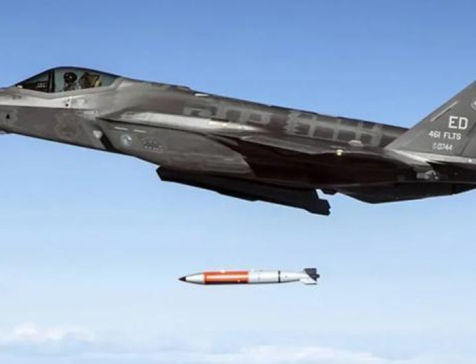 美军定义学更新了！F35成5.5代战斗机，无限接近F-47