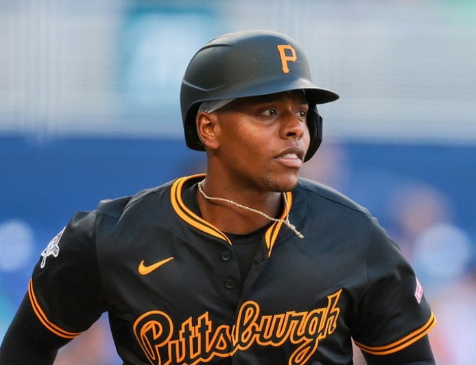 Pirates deal Ke'Bryan Hayes to Reds in NL Central division trade