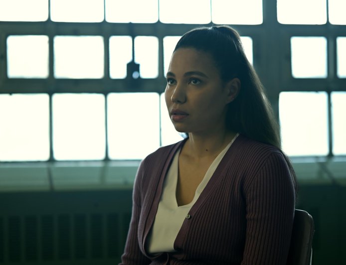 Jurnee Smollett Gained 20 Lbs for 'Smoke' Character With 'Body Dysmorphia'