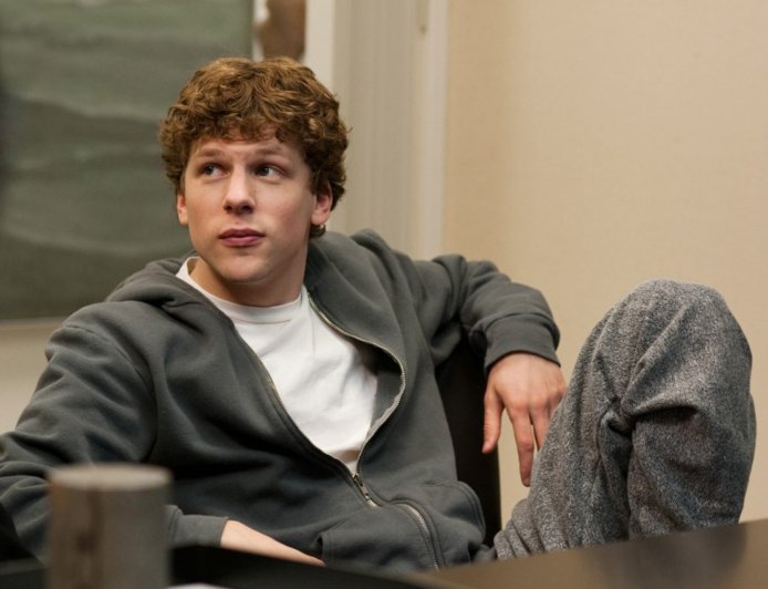 Jeremy Strong Could Replace Jesse Eisenberg in ‘Social Network 2’