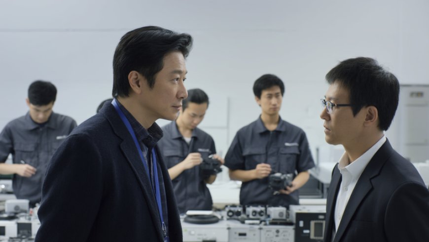 扎克伯格准备偷袭马斯克,华裔技术人才成为AI致胜关键