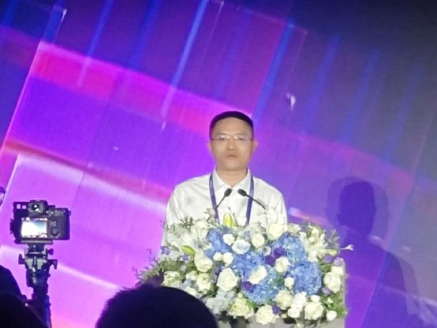 腾讯副总裁蔡学忠:看好 AI 的长期价值,内部 30% 代码由人工智能在写