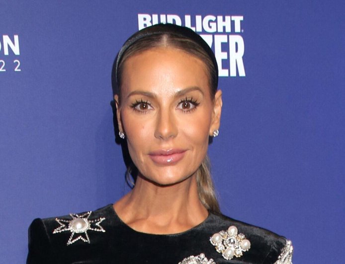 Dorit Kemsley Slammed By Bravo Fans After Announcing New Memoir: 'Who Wants To Read This?'