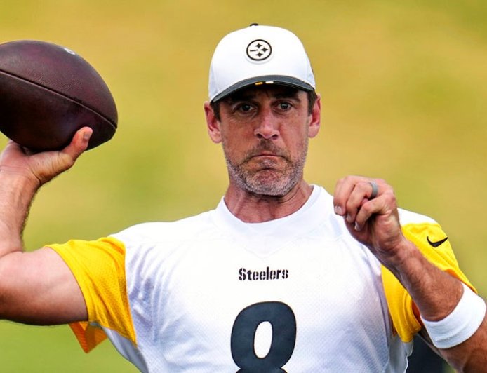Aaron Rodgers suggests he heeded advice of mystery wife's sister-in-law before signing with Steelers