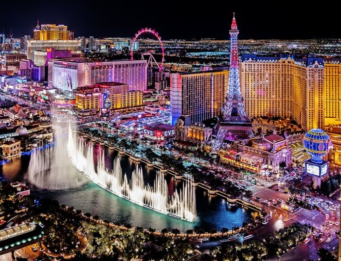 Las Vegas tourism drops sharply as some visitors claim 'casinos are empty' amid rising costs