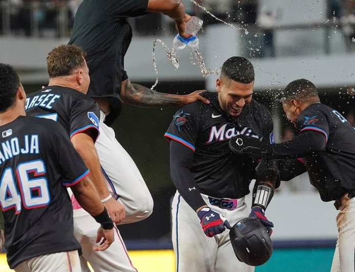 Yankees lose heartbreaker after new bullpen, other trade piece pull off the impossible vs Marlins