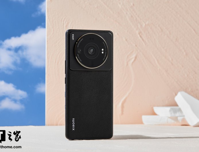 小米澎湃 HyperOS 部分场景原神画面无法全屏显示、花屏问题优化，升级后续版本可验证