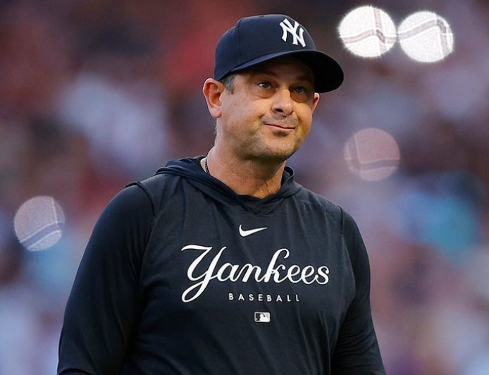 Yankees manager Aaron Boone defends players after Derek Jeter, Alex Rodriguez criticism