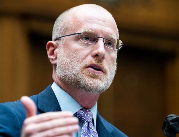 FCC seeks to shift power from national programmers to local broadcasters in public interest push