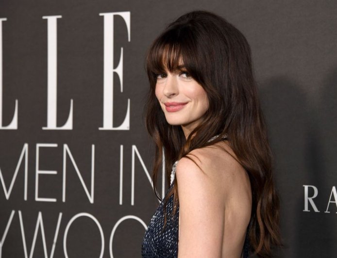 Anne Hathaway’s Snake Skin Boots Have Us So Excited for Fall — And This $62 Pair Looks Nearly Identical