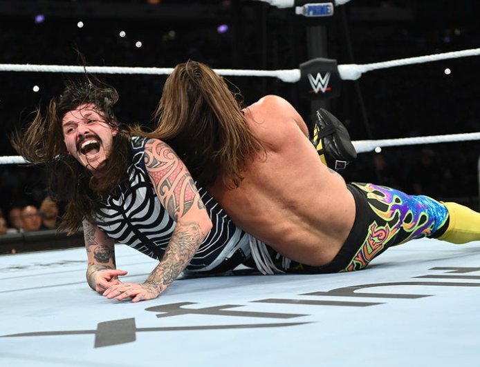 Dominik Mysterio's Intercontinental Championship reign continues at SummerSlam, makes AJ Styles latest victim