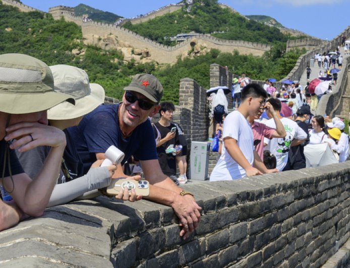 入境游升温，上半年中国旅行服务出口同比大增近七成