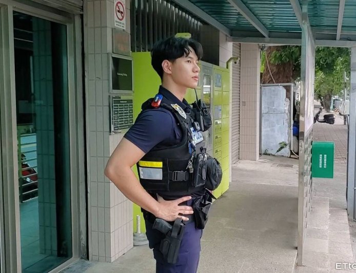 台東池上小擦撞遇上「最帥警察」　旅客：整趟行程最深刻亮點