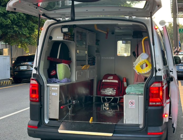 快訊／桃園龍潭中科院院區火警！火舌濃煙狂竄　警消灌救中