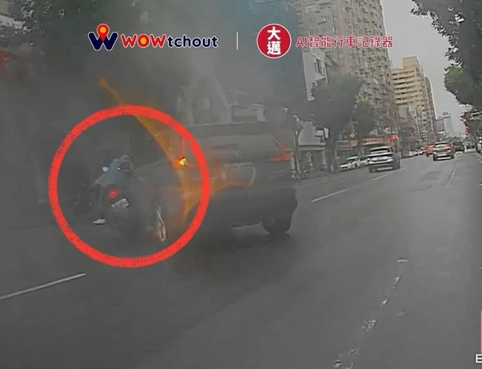 高雄72歲阿北「史詩級鬼切」外側左轉　猛撞女騎士害重摔送醫