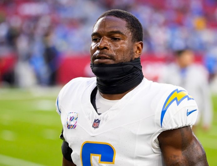 Chargers' Denzel Perryman released without charges after firearms arrest