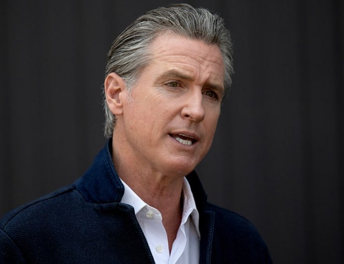 California governor threatens to 'punch back' at Texas in heated redistricting battle and more top headlines