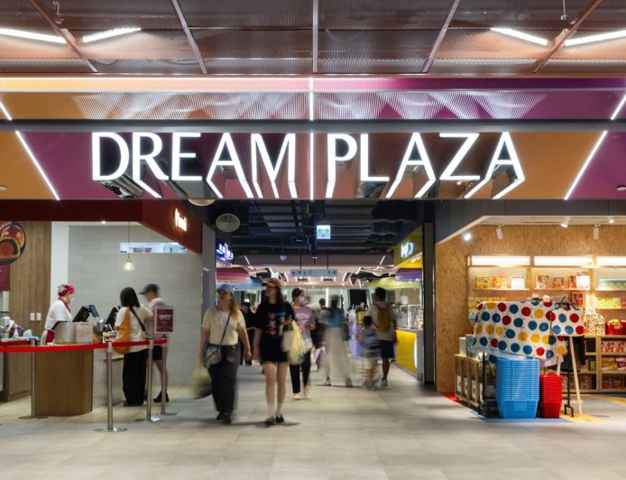 信義區新百貨DREAM PLAZA首周人潮破20萬　父親節滿5千送600