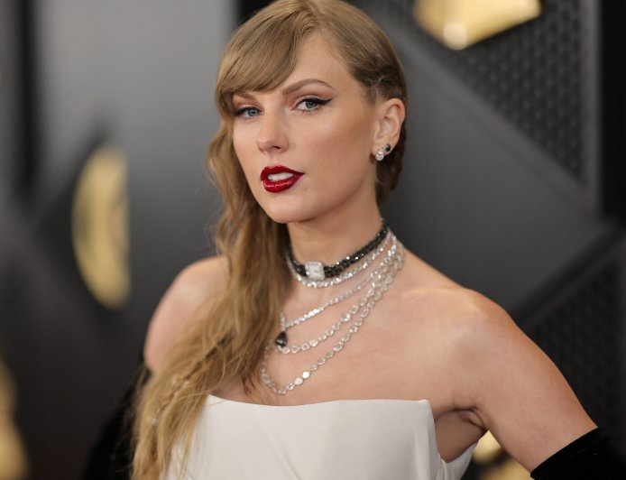 Swifties Find Taylor Swift Connection in Travis Kelce's Press Conference