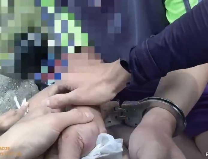 不打方向燈右轉遭攔查　屏東騎士竟對警揮拳！又是酒駕