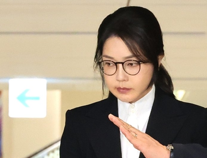 被控通过法师收取“统一教”贿赂，韩国检方申请拘留金建希