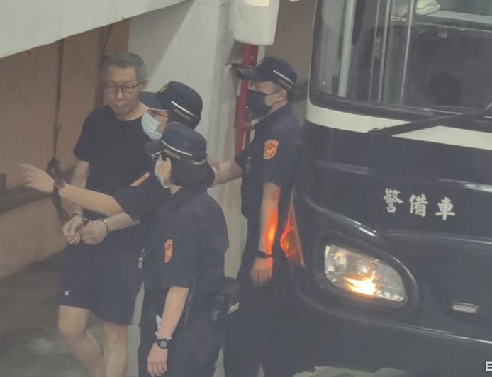 柯文哲訴苦押12個月「已到極限」