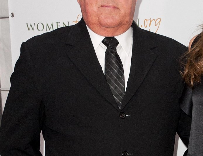 Brad Pitt’s Family Guide: What to Know About His Parents, Siblings and More