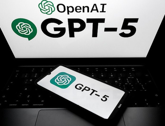 OpenAI发布最强模型GPT-5，免费向所有用户开放